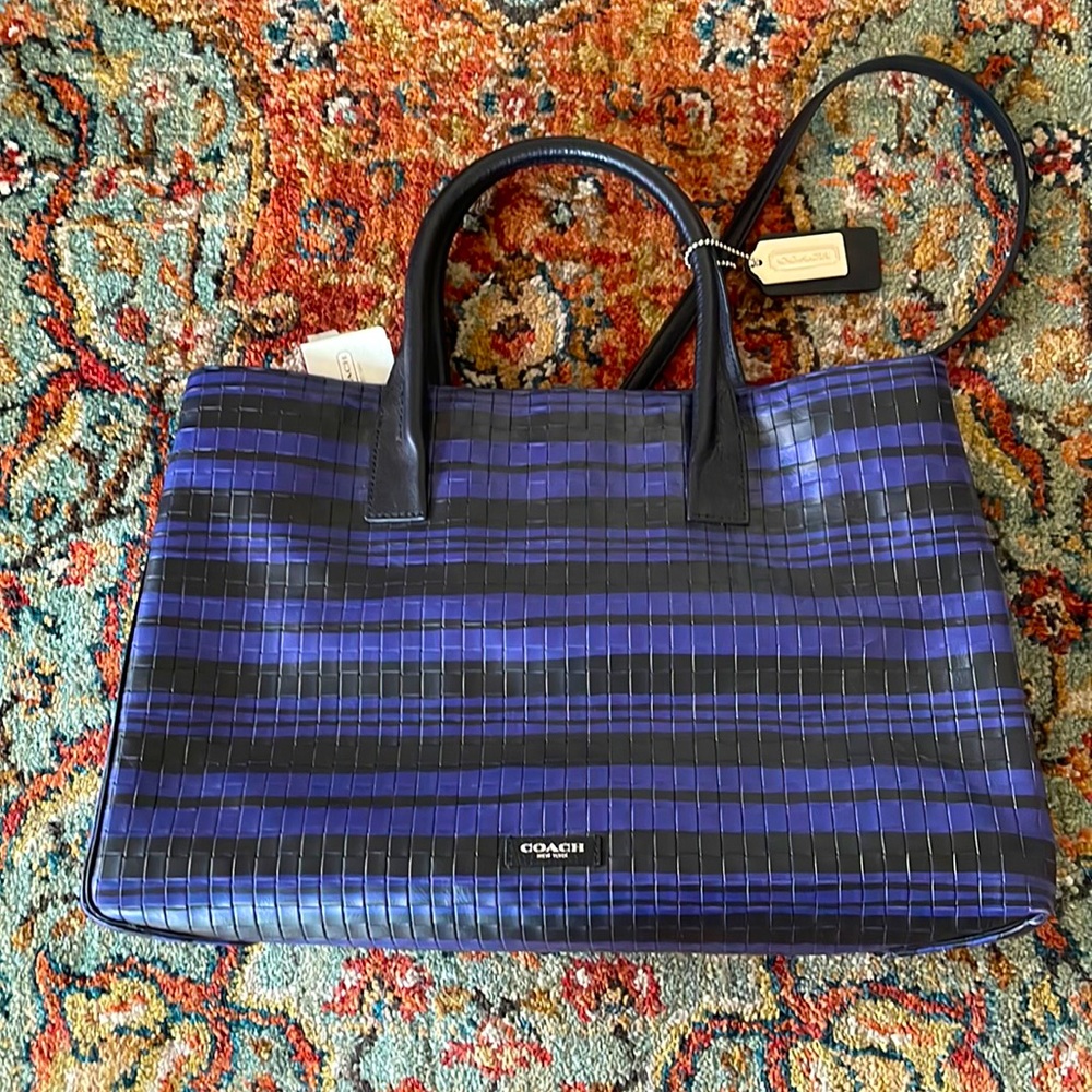 Coach bag Bleecker tote woven blue and black leather new with tags and dust bag